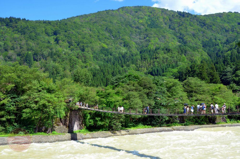 Shirakawa-go, ngôi làng đẹp như cổ tích đời thực, nơi thai nghén bộ truyện tranh kinh điển Doraemon