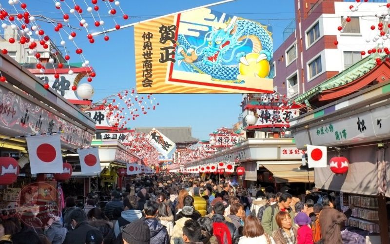 Asakusa Nakamise dori – Khu mua sắm mái vòm đậm chất Nhật