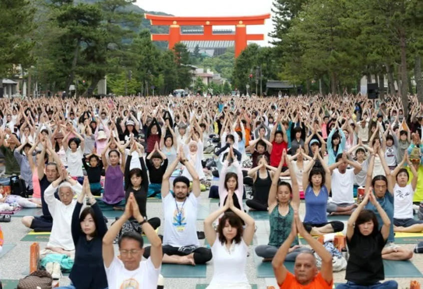 yoga ở Heian-Jingu-nhat-ban